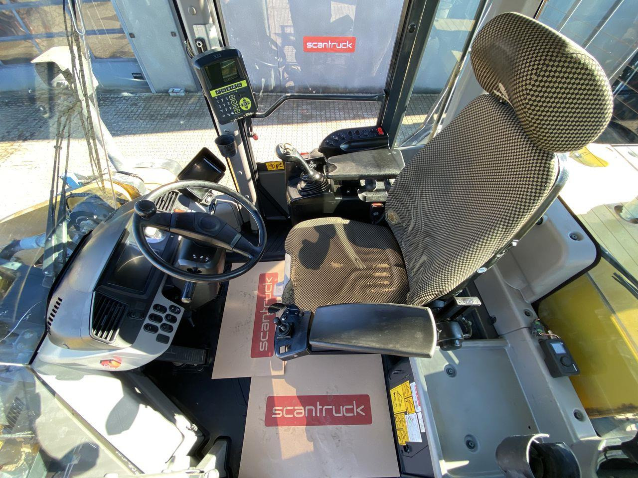 Chargeuse sur pneus Komatsu WA470-7