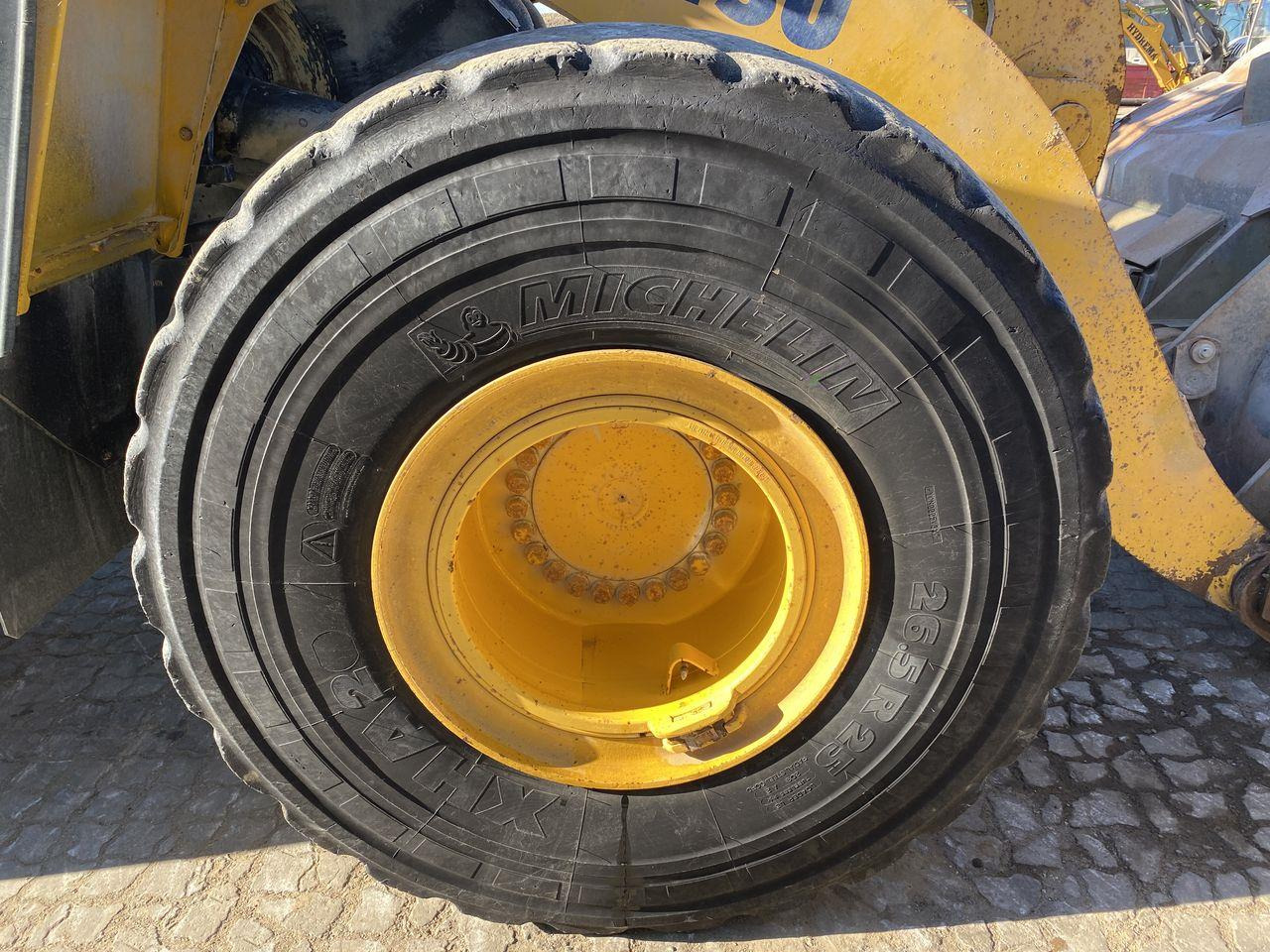 Chargeuse sur pneus Komatsu WA470-7