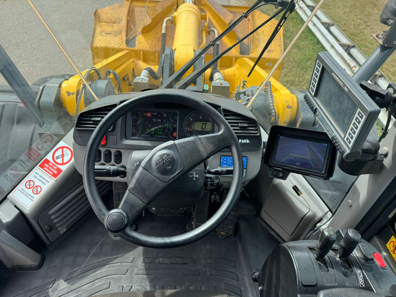 Chargeuse sur pneus Komatsu WA470-8