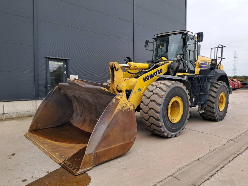 Chargeuse sur pneus Komatsu WA475-10E0