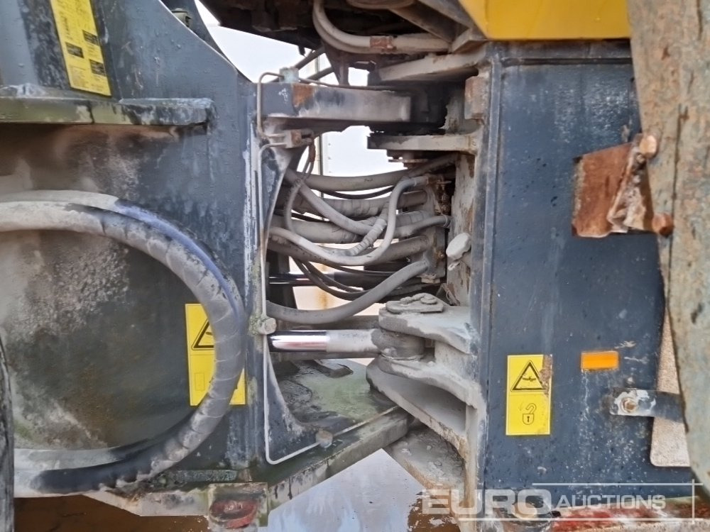 Chargeuse sur pneus Komatsu WA480-5H