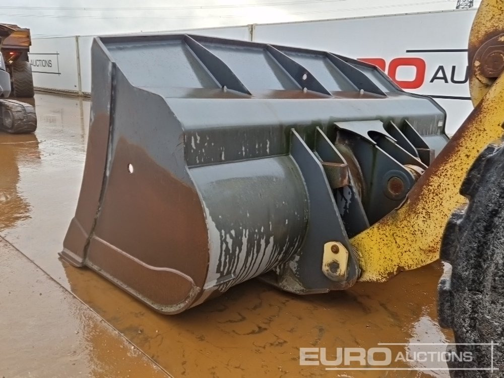 Chargeuse sur pneus Komatsu WA480-5H