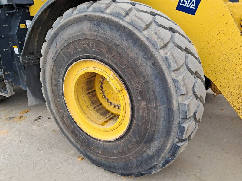 Chargeuse sur pneus Komatsu WA480-8