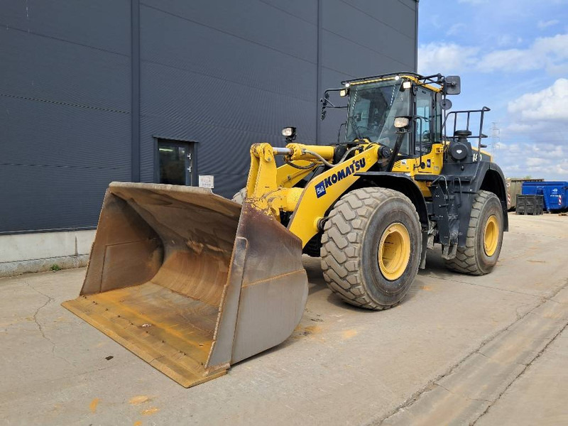 Chargeuse sur pneus Komatsu WA480-8
