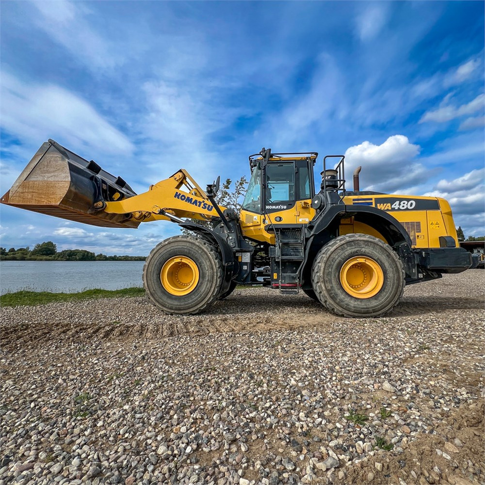 Chargeuse sur pneus Komatsu WA480-8