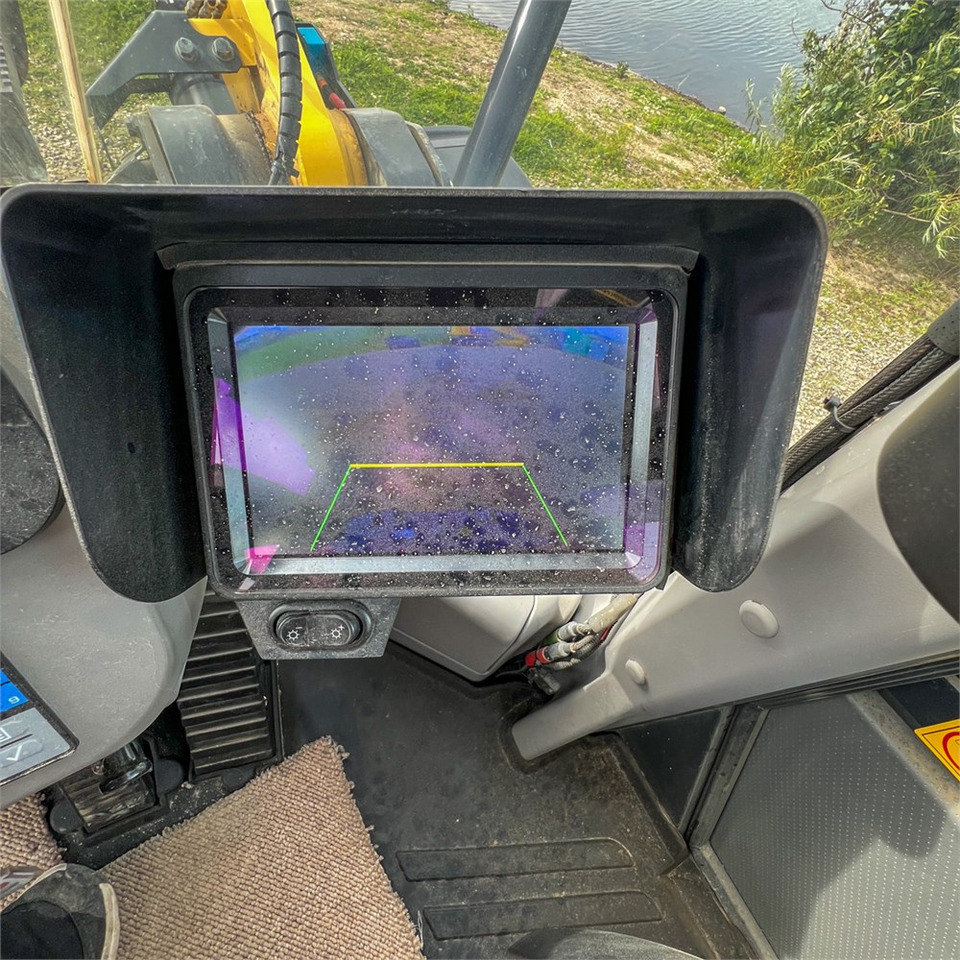 Chargeuse sur pneus Komatsu WA480-8