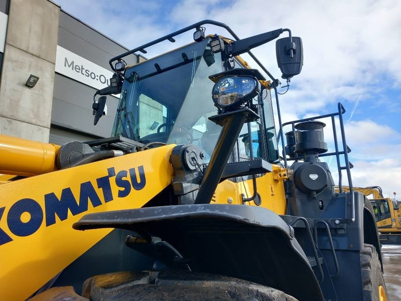 Chargeuse sur pneus Komatsu WA480-8E0