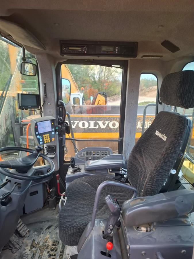 Chargeuse sur pneus Komatsu WA500-6