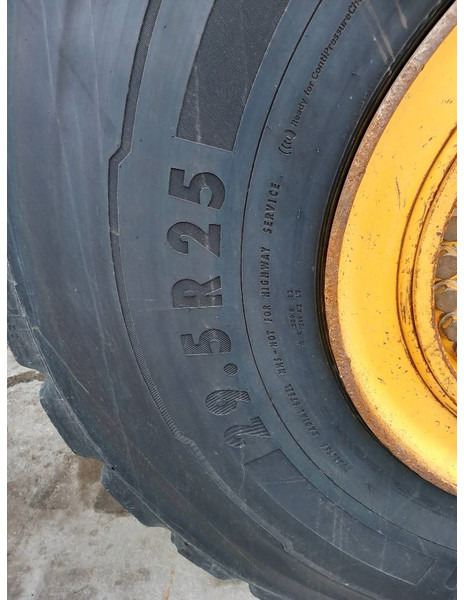 Chargeuse sur pneus Komatsu WA500-7