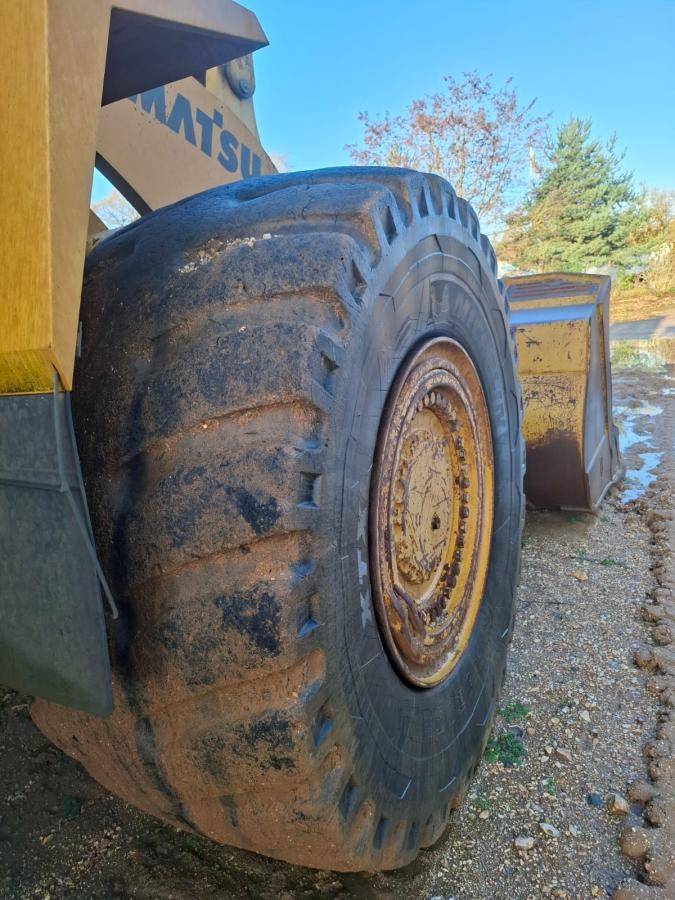 Chargeuse sur pneus Komatsu WA600-6