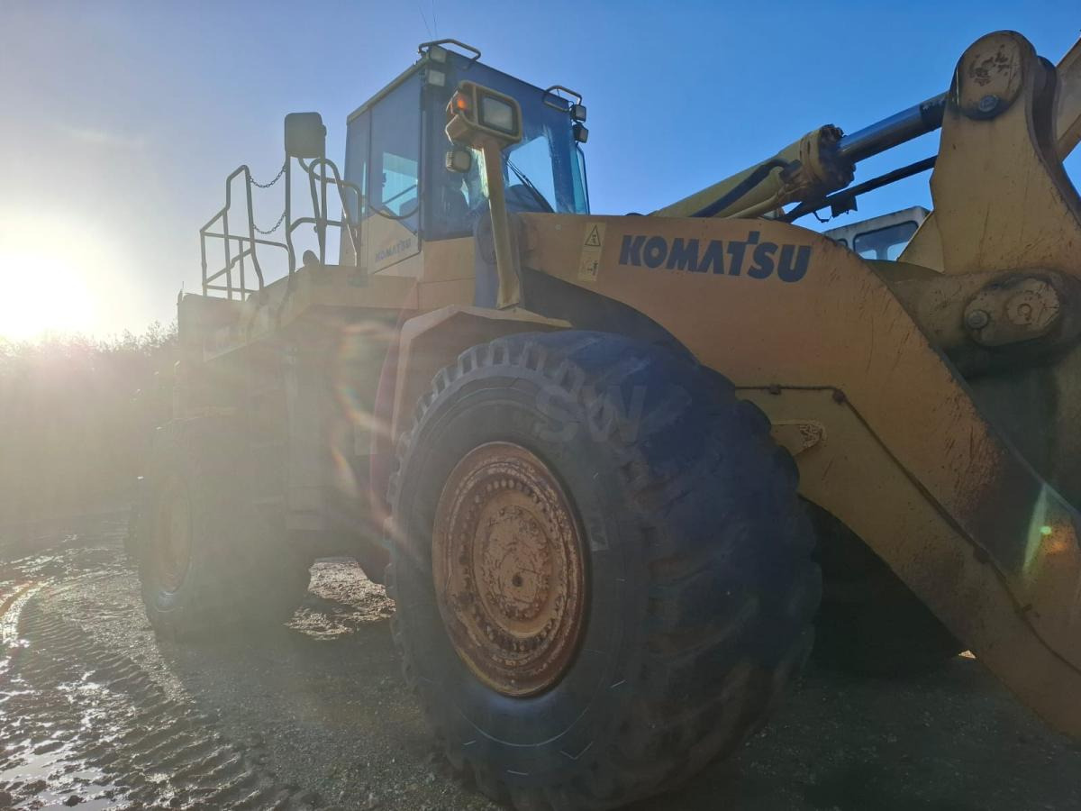 Chargeuse sur pneus Komatsu WA600-6