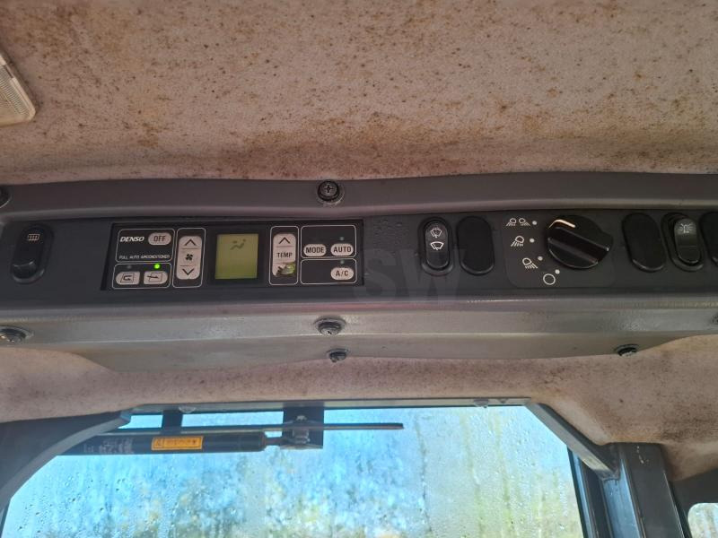 Chargeuse sur pneus Komatsu WA600-6