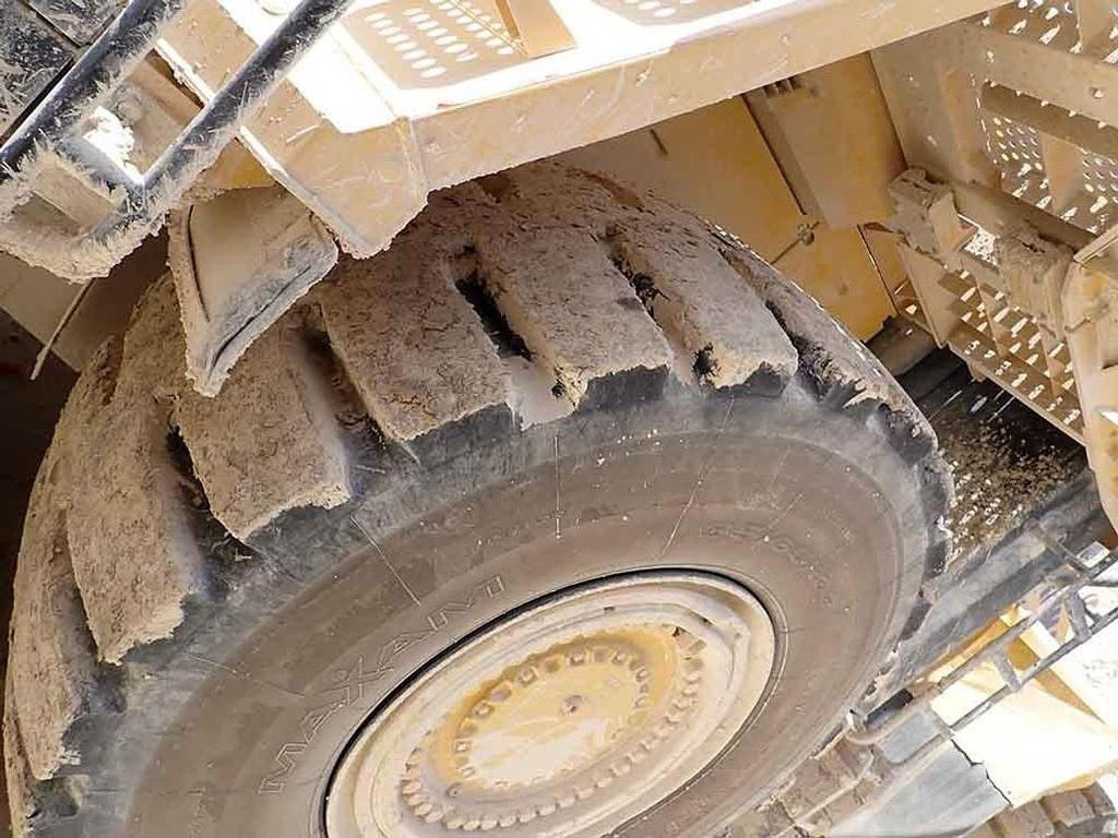 Chargeuse sur pneus Komatsu WA600-8EO