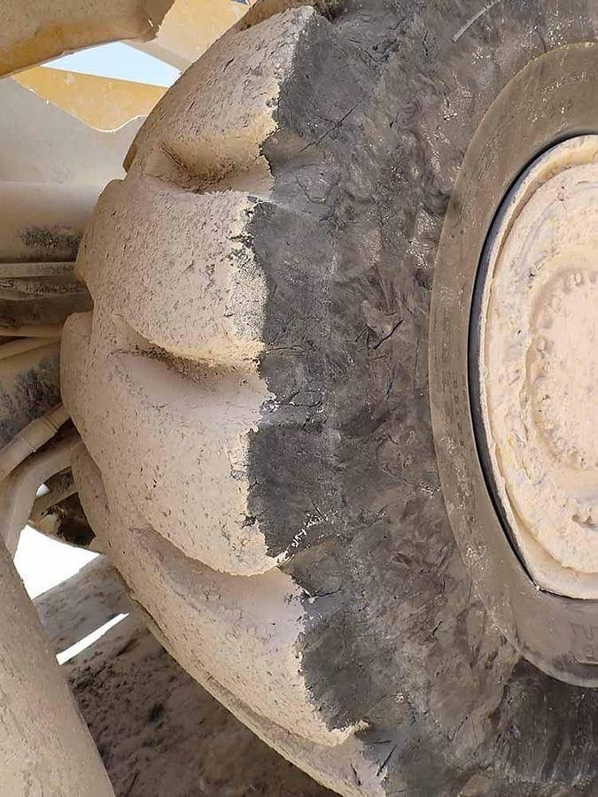 Chargeuse sur pneus Komatsu WA600-8EO