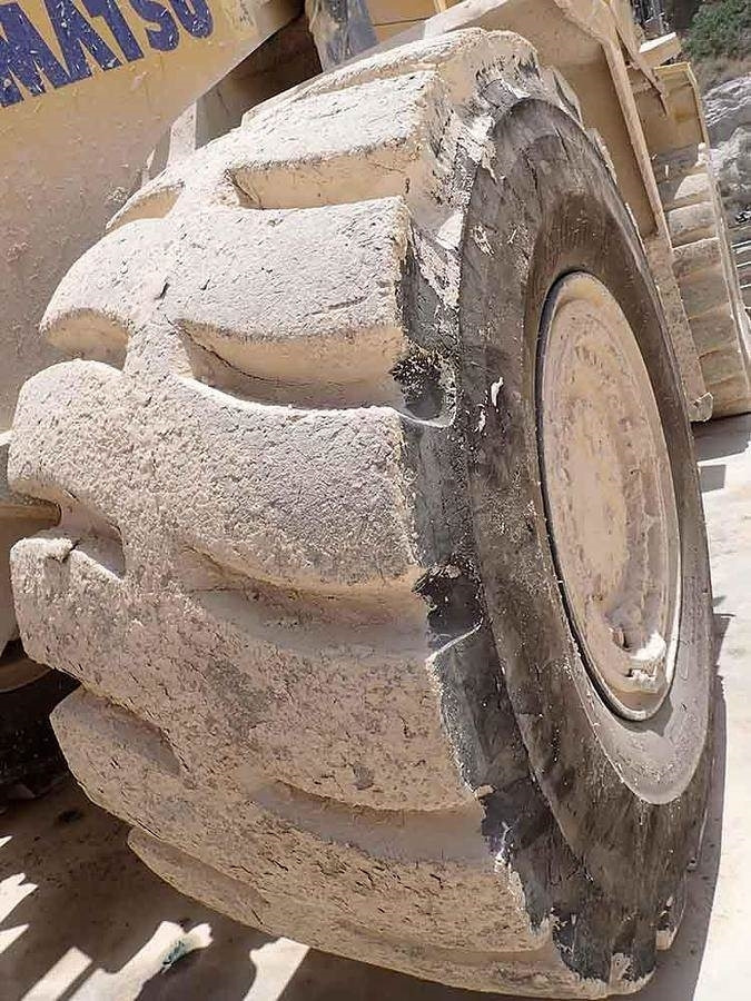 Chargeuse sur pneus Komatsu WA600-8EO