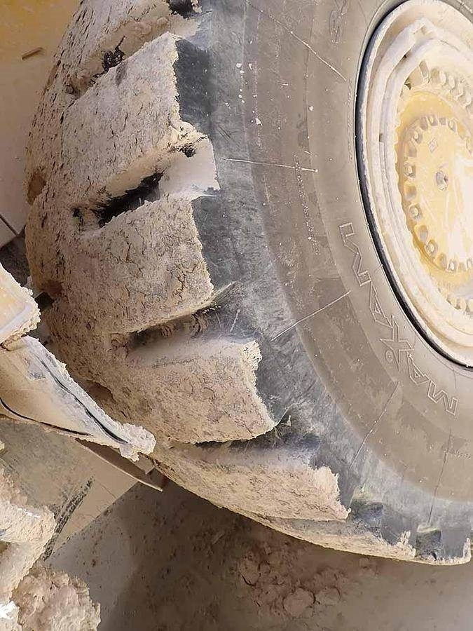 Chargeuse sur pneus Komatsu WA600-8EO