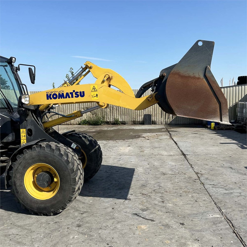 Chargeuse sur pneus Komatsu WA70M