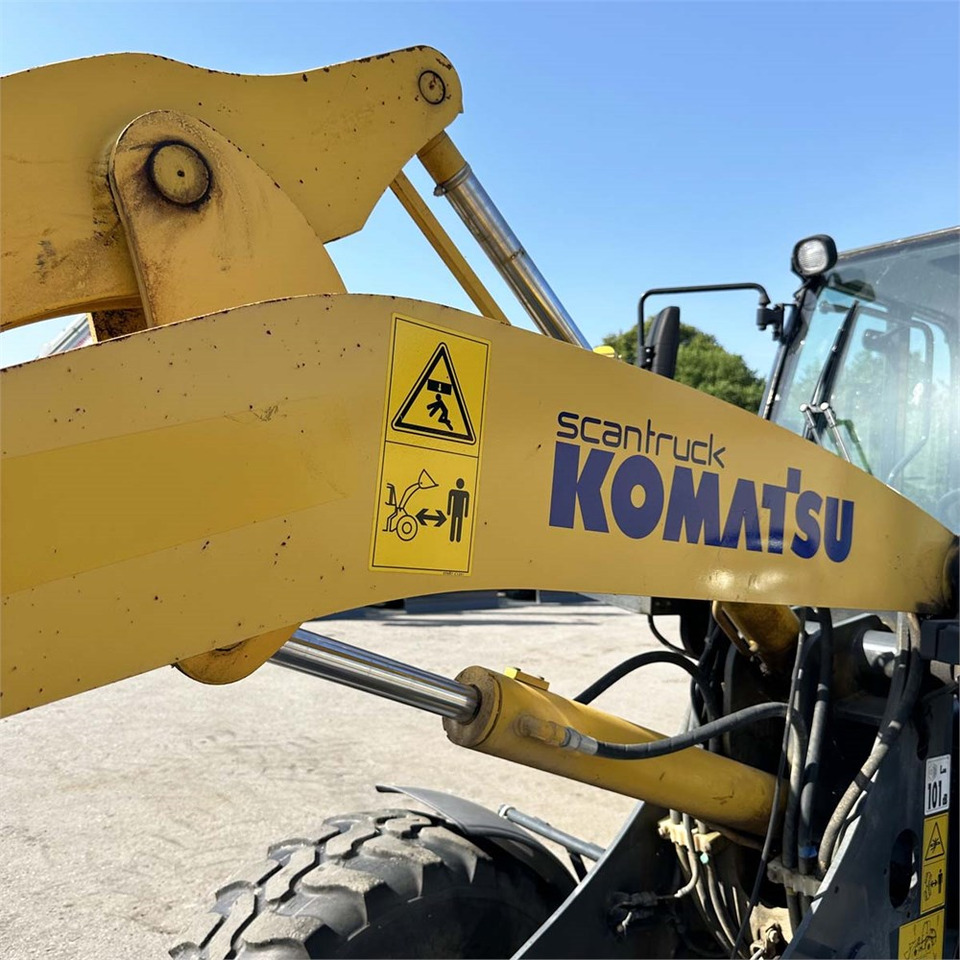 Chargeuse sur pneus Komatsu WA70M