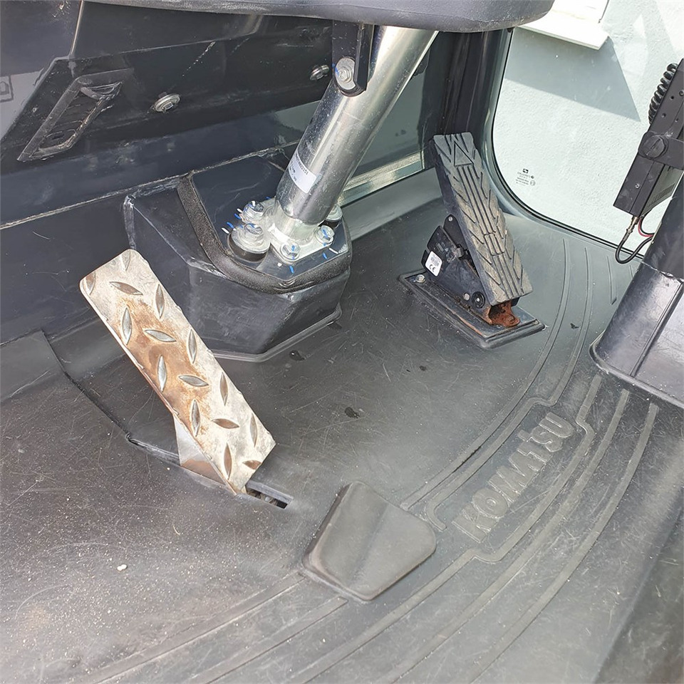 Chargeuse sur pneus Komatsu WA70 M-8 EO