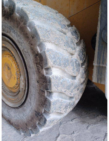 Chargeuse sur pneus Komatsu WA800-3