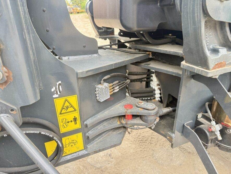 Chargeuse sur pneus Komatsu WA80M-7