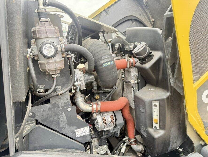 Chargeuse sur pneus Komatsu WA80M-7