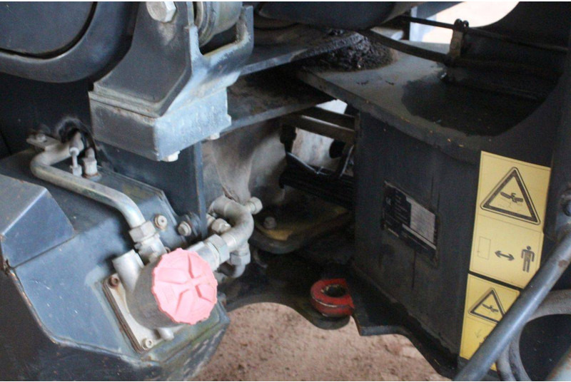 Chargeuse sur pneus Komatsu WA80-5
