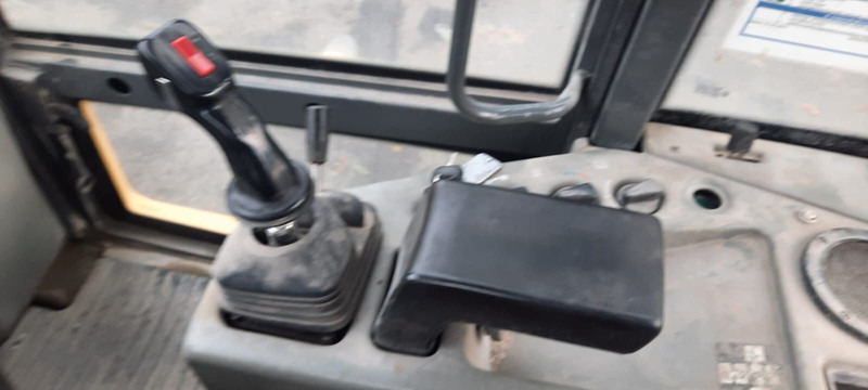 Chargeuse sur pneus Komatsu WA95-3