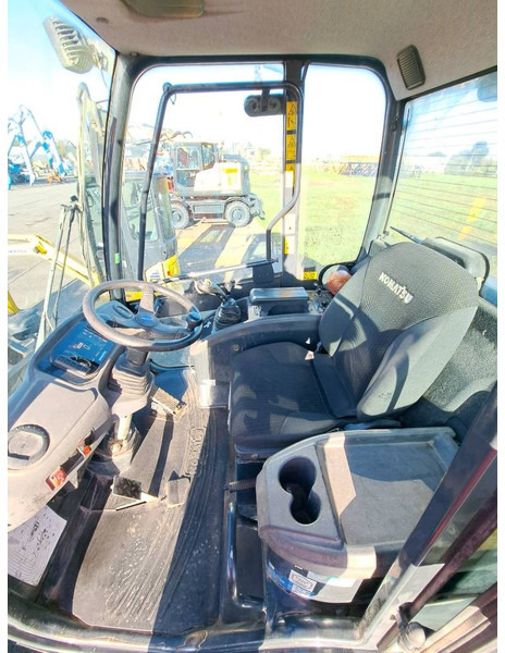 Chargeuse sur pneus Komatsu WA 100 M-8