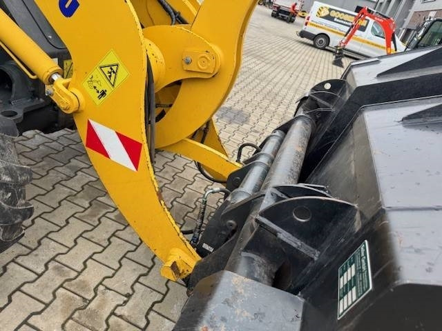 Chargeuse sur pneus Komatsu WA 100 M-8