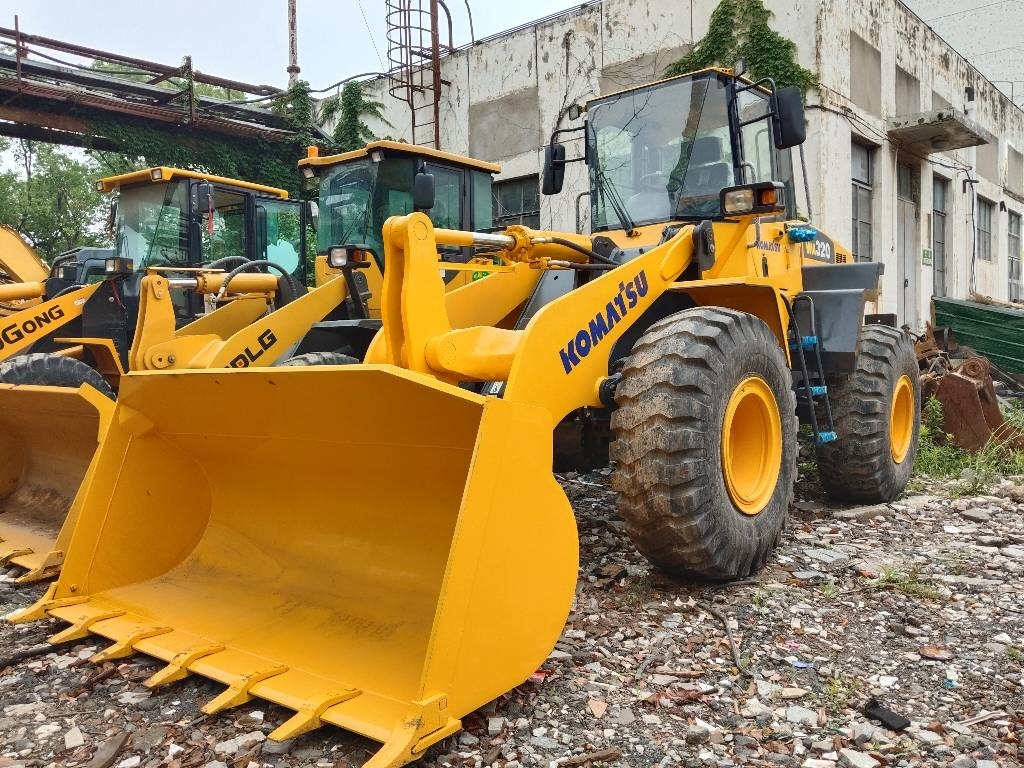 Chargeuse sur pneus Komatsu WA 320-5