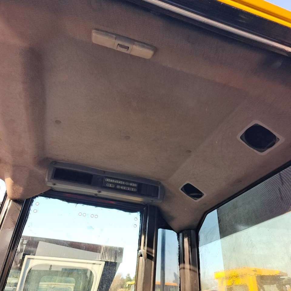 Chargeuse sur pneus Komatsu WA 320-5