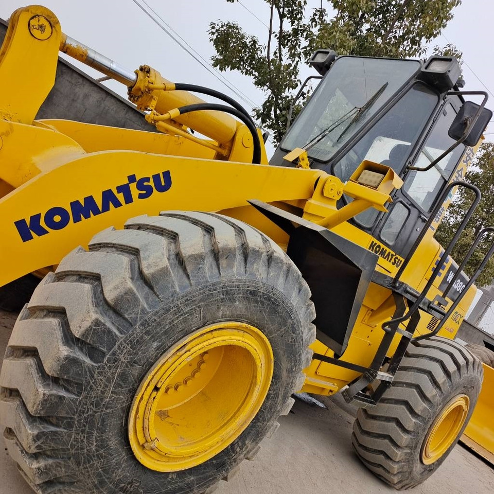 Chargeuse sur pneus Komatsu WA 380