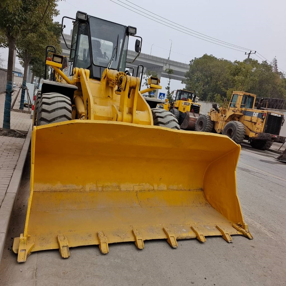 Chargeuse sur pneus Komatsu WA 380