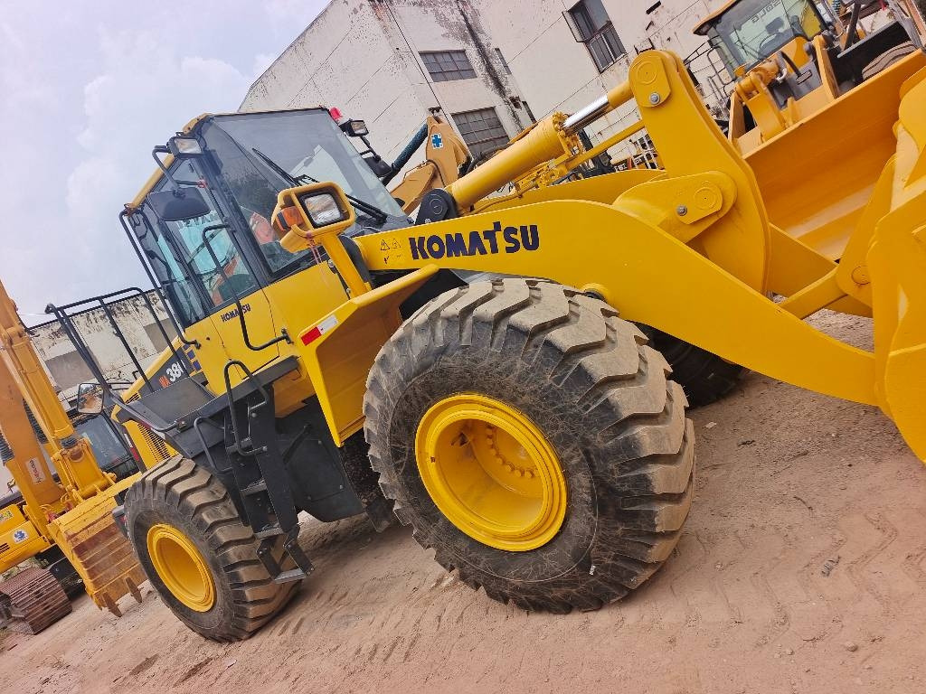 Chargeuse sur pneus Komatsu WA 380
