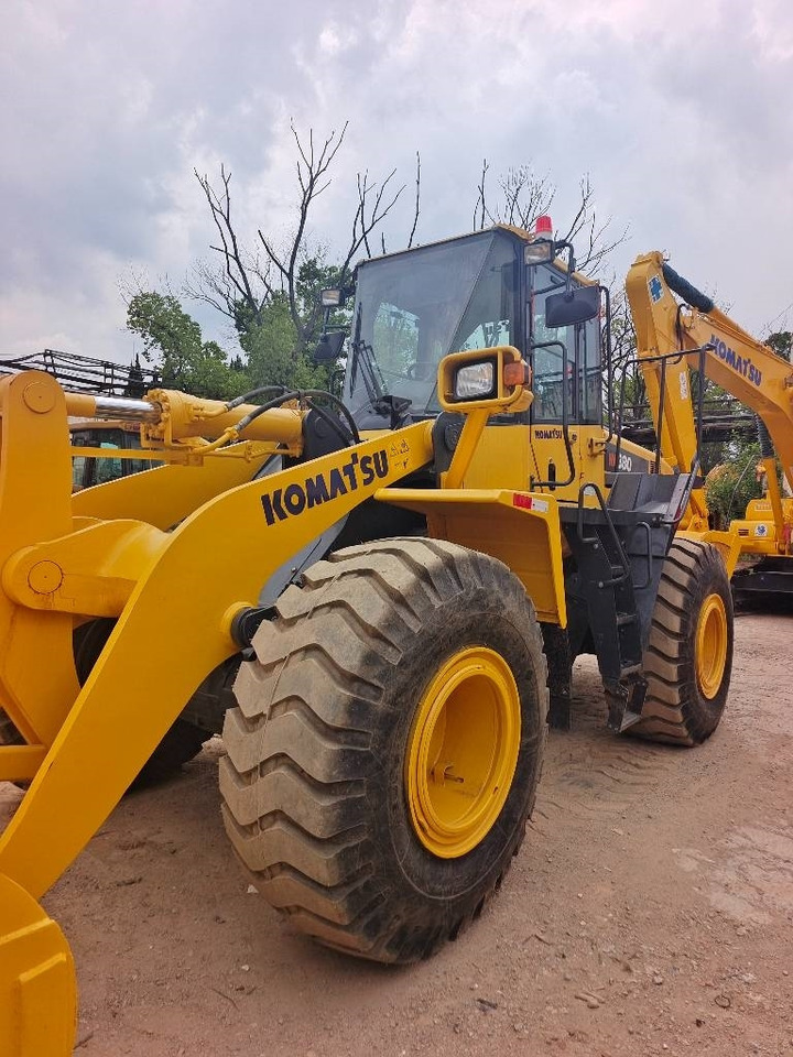 Chargeuse sur pneus Komatsu WA 380