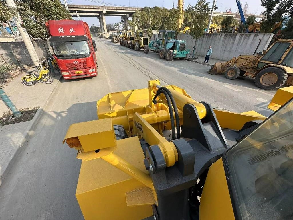 Chargeuse sur pneus Komatsu WA 380