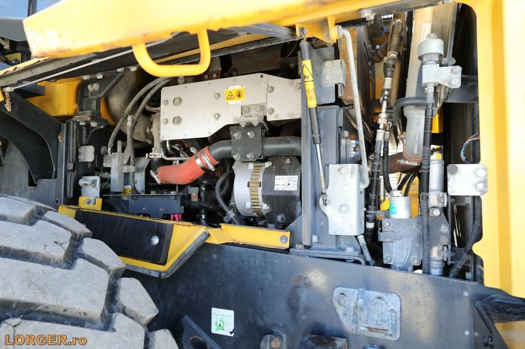 Chargeuse sur pneus Komatsu WA 380-8EO