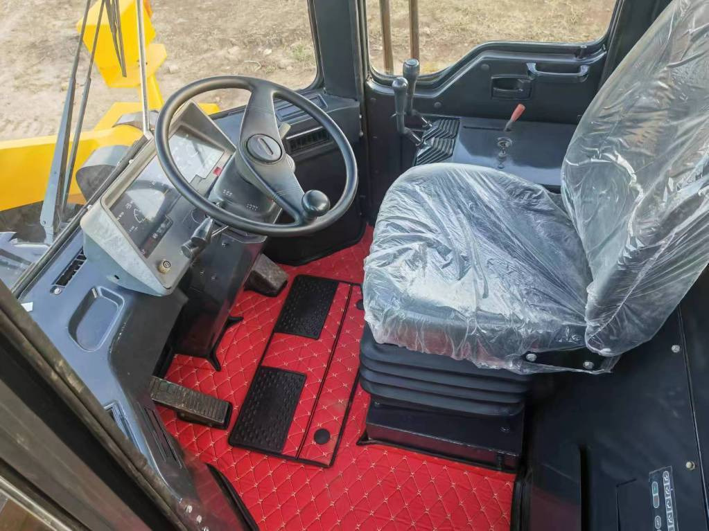 Chargeuse sur pneus Komatsu WA 470-3