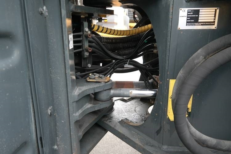 Chargeuse sur pneus Komatsu WA 470-3