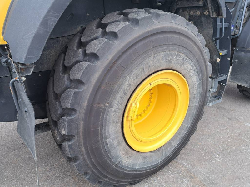 Chargeuse sur pneus Komatsu WA 475-10E0