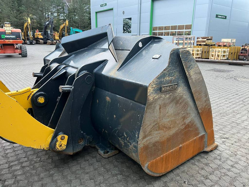 Chargeuse sur pneus Komatsu WA 475-10E0