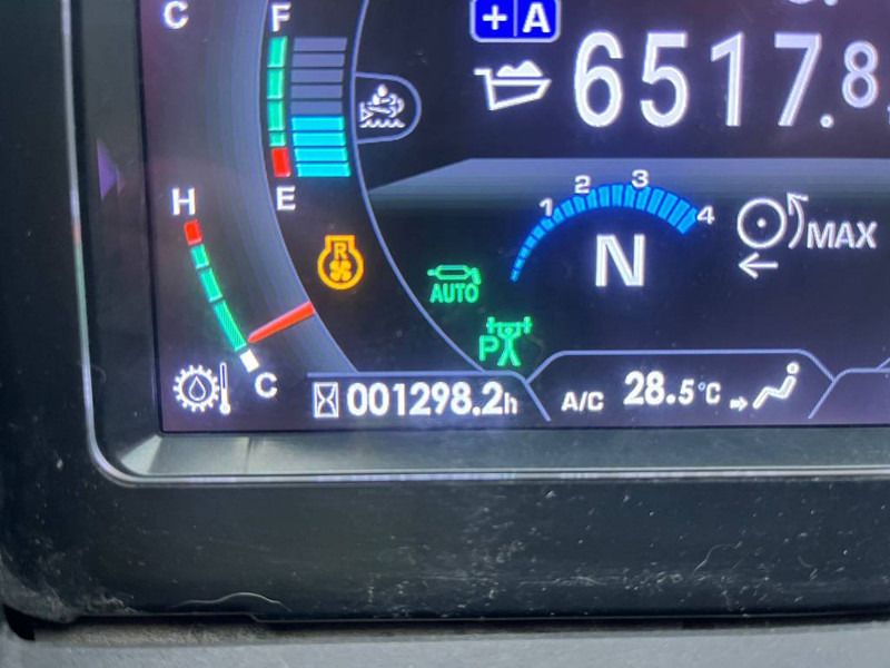 Chargeuse sur pneus Komatsu WA 475-10E0