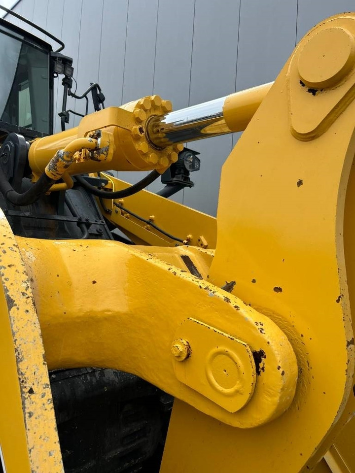 Chargeuse sur pneus Komatsu WA 475-10E0