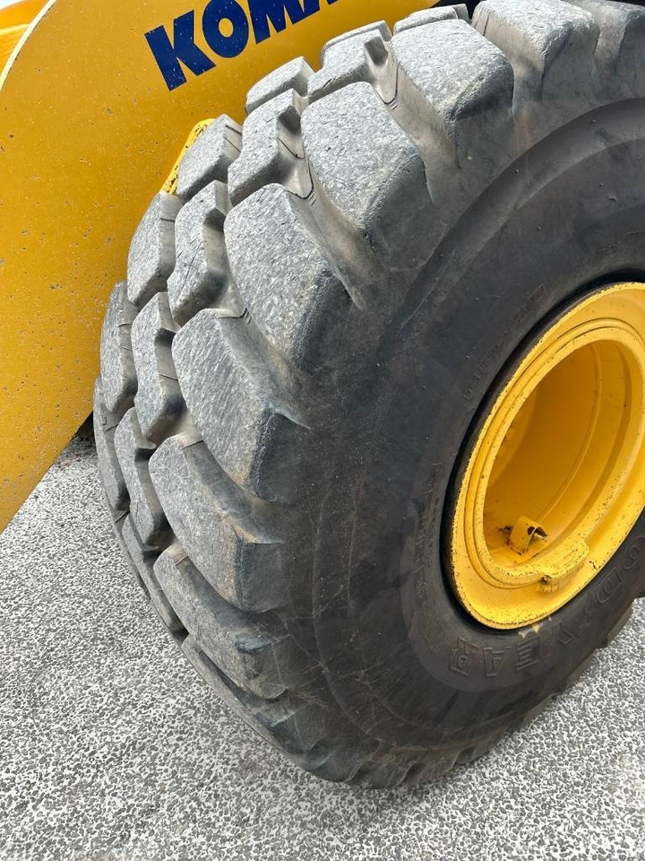 Chargeuse sur pneus Komatsu WA 475-10E0