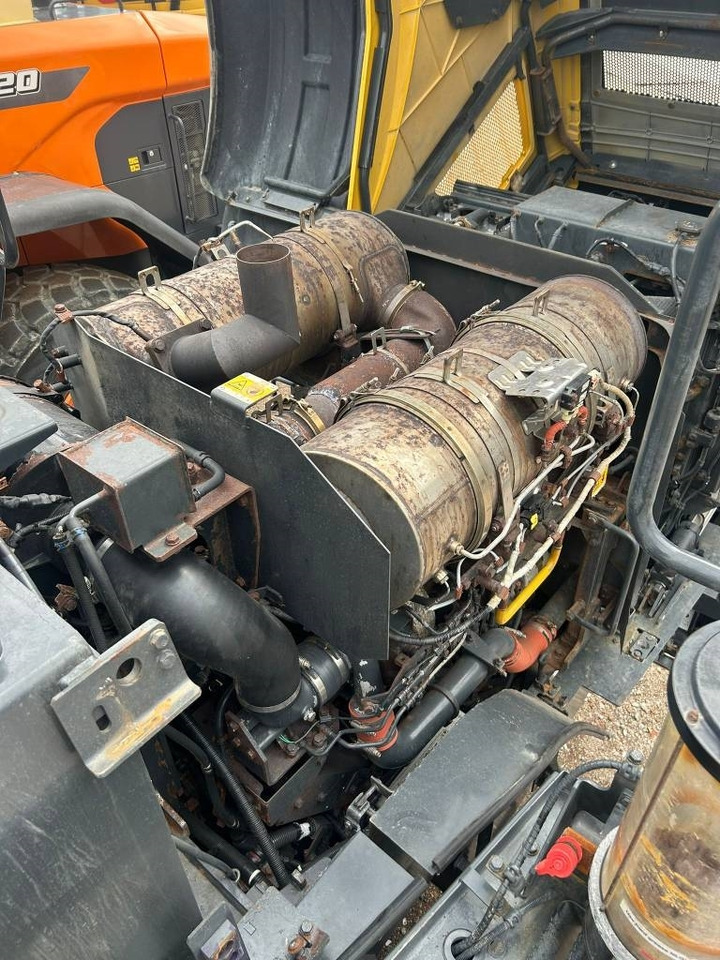 Chargeuse sur pneus Komatsu WA 475-10E0