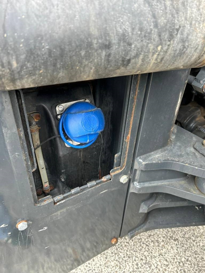 Chargeuse sur pneus Komatsu WA 475-10E0