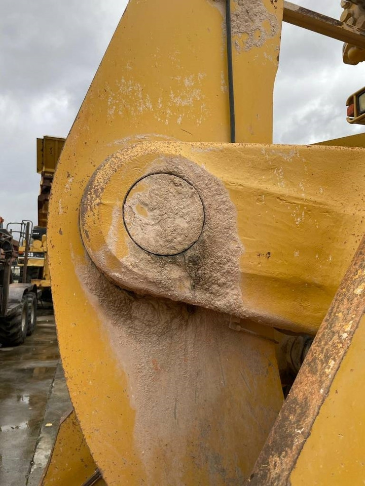 Chargeuse sur pneus Komatsu WA 600-6