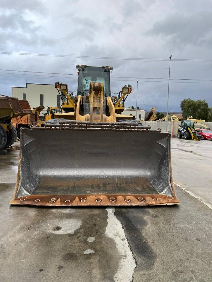 Chargeuse sur pneus Komatsu WA 600-6