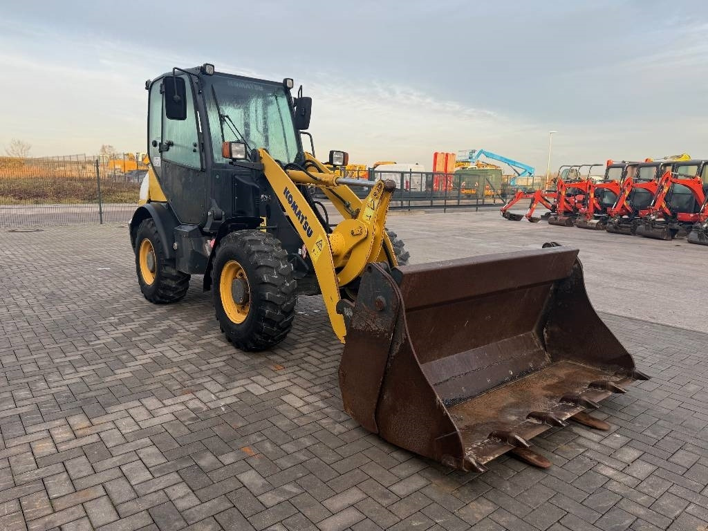 Chargeuse sur pneus Komatsu WA 70-5